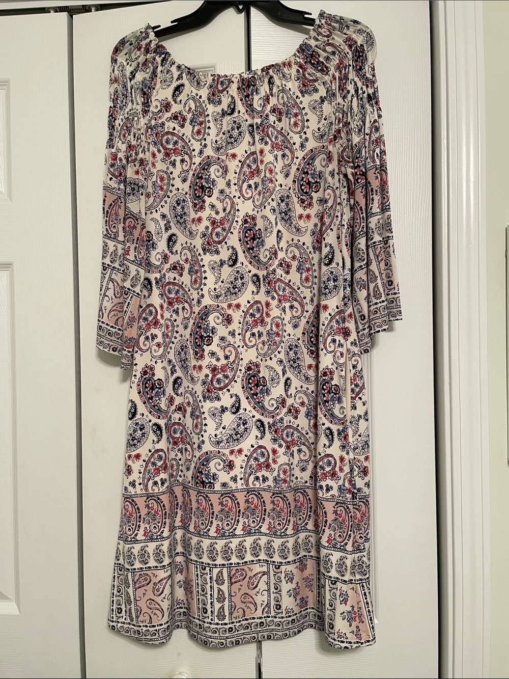 Boho Off-the-Shoulder Paisley Swing Dress in Cream and Navy